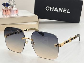Chanel color change sunglasses ( 6 colors)