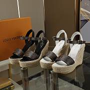 Louis Vuitton raffia open toe flatform sandals ( 2 colors) - 1