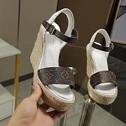 Louis Vuitton raffia open toe flatform sandals ( 2 colors) - 5