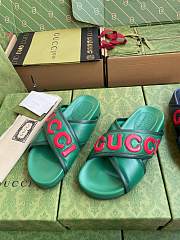 Gucci bold logo green leather sandals - 3