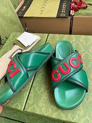 Gucci bold logo green leather sandals - 4