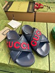 Gucci bold logo blue leather sandals - 3