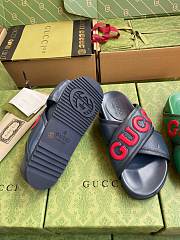 Gucci bold logo blue leather sandals - 5