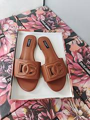 DG brown slippers - 1