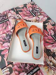 DG orange slippers - 3