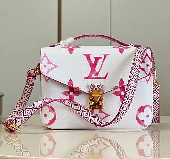 Louis Vuitton New Pochette Métis MM Rose Leather M23055 Bag