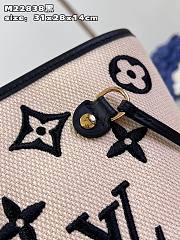 Louis Vuitton Neverfull MM Beige Bag  - 6