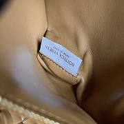 Bottega Veneta Cobble Beige Shoulder Bag - 4