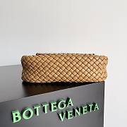 Bottega Veneta Cobble Beige Shoulder Bag - 2