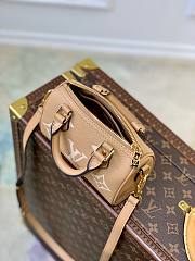 Louis Vuitton nano speedy beige bag - 3