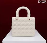 Dior Lady medium matte white lambskin 24cm bag - 2