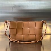 Bottega Veneta Cassette Pouch On Strap Brown Leather Bag - 1