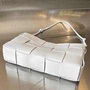 Bottega Veneta Cassette Pouch On Strap White Leather Bag - 5