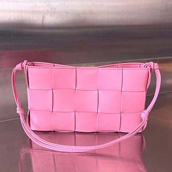 Bottega Veneta Cassette Pouch On Strap Pink Leather Bag