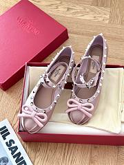 Valentino Rockstud satin light pink ballet flats - 2