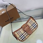 Burberry Bolso Hobo Sling Beige Bag - 4