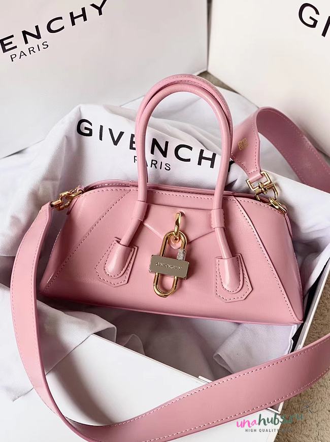 Givenchy Antigona stretch mini baby pink leather bag - 1