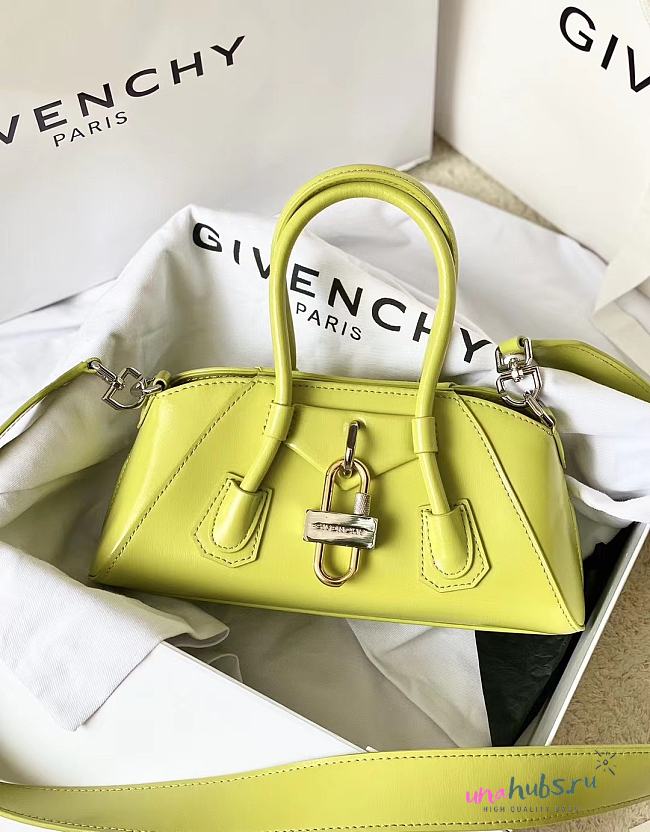 Givenchy Antigona stretch mini neon leather bag - 1