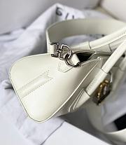 Givenchy Antigona stretch mini white leather bag  - 4