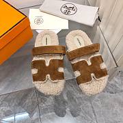 Hermes Chypre teddy 2 tone brown sandal - 2