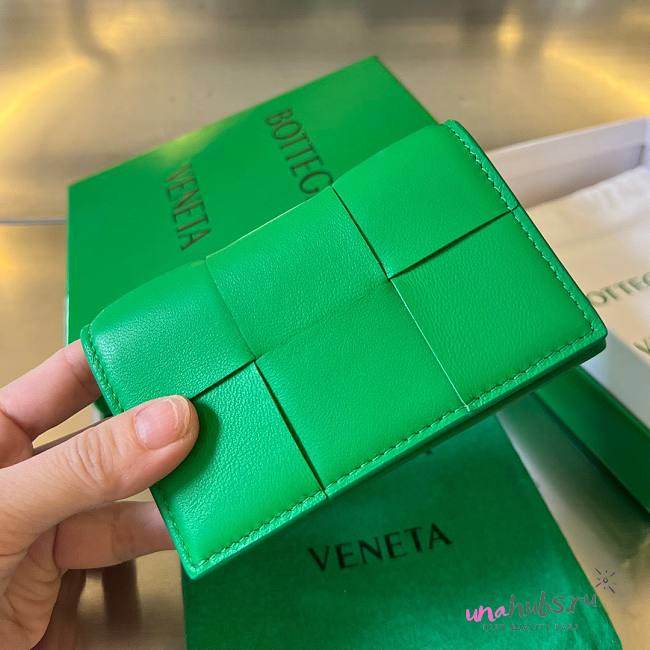 Bottega Veneta green intrecciato card holder - 1