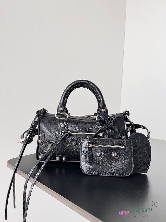 Balenciaga Le Cagole Duffle small black bag - 1