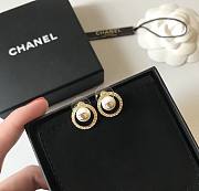 Chanel round pearl earings  - 6