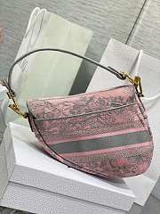 Dior Saddle Pink & Gray Embroidery Bag - 3