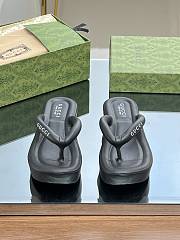 Gucci platform black sandals - 2
