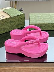 Gucci platform pink sandals - 3