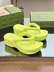 Gucci platform neon  sandals - 6