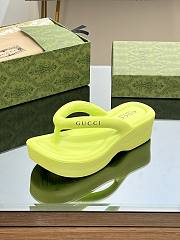 Gucci platform neon  sandals - 2