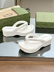 Gucci white platform sandals  - 2