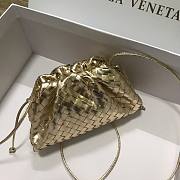 Bottega Veneta Pouch Mini Gold Leather Clutch  - 3