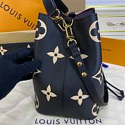 Louis Vuitton Neonoe MM Monogram Black M45497 Bag - 6