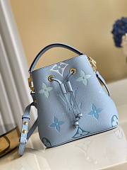 Louis Vuitton Neonoe MM Monogram Blue Bag - 6