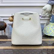 Louis Vuitton Neonoe MM Monogram White Bag - 5