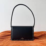 Valentino rockstud23 smooth all black shoulder bag - 5