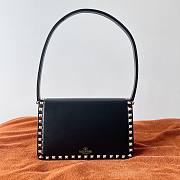 Valentino rockstud23 smooth black gold shoulder bag - 4