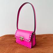 Valentino small rockstud23 smooth pink shoulder bag - 6