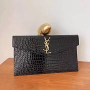 YSL Uptown crocodile leather pouch（ white/ beige/ black) - 3