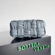 Bottega Veneta Small Crinkled Gray Brick Cassette Bag - 3