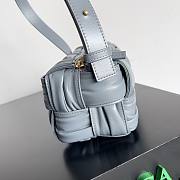 Bottega Veneta Small Crinkled Gray Brick Cassette Bag - 5