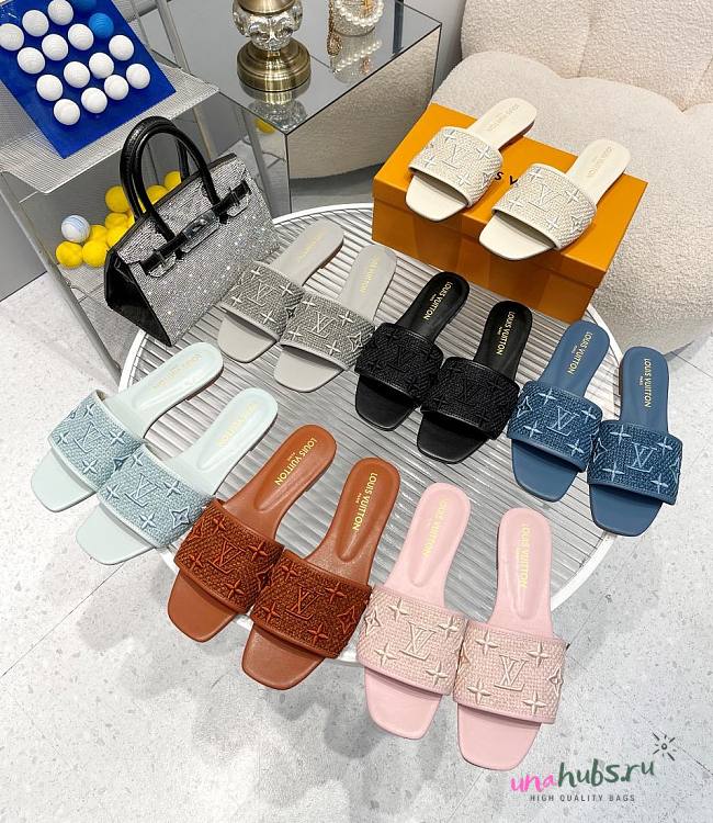 Louis Vuitton monogram slippers ( 7 colors) - 1