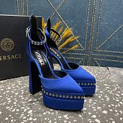 Versace Aevitas Pointy stud blue leather platform pumps - 6