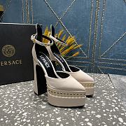 Versace Aevitas Pointy stud beige leather platform pumps - 3