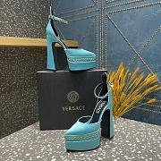 Versace Aevitas Pointy stud light blue leather platform pumps - 6