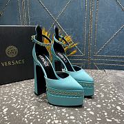 Versace Aevitas Pointy stud light blue leather platform pumps - 2