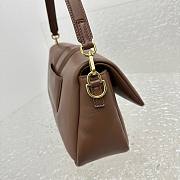 Jacquemus Le Bambimou brown padded shoulder bag - 6