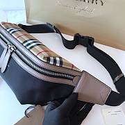 Burberry black logo printed belt bag - 3